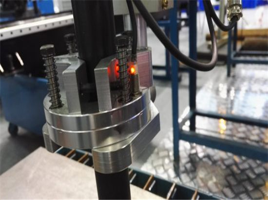 1530/1560 CNC plazma metal kesme makinası cnc plazma kesici