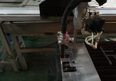 Çelik için yüksek hızlı inşaat 1525/1530 plazma metal kesme makinesi THC